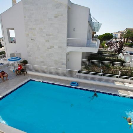 Cerrano Park Resort Пинето Номер фото