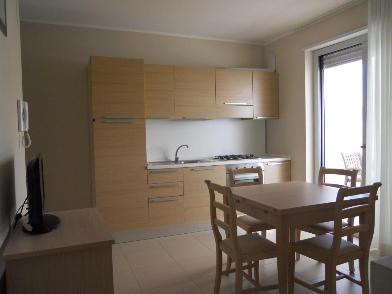 Cerrano Park Resort Пинето Экстерьер фото