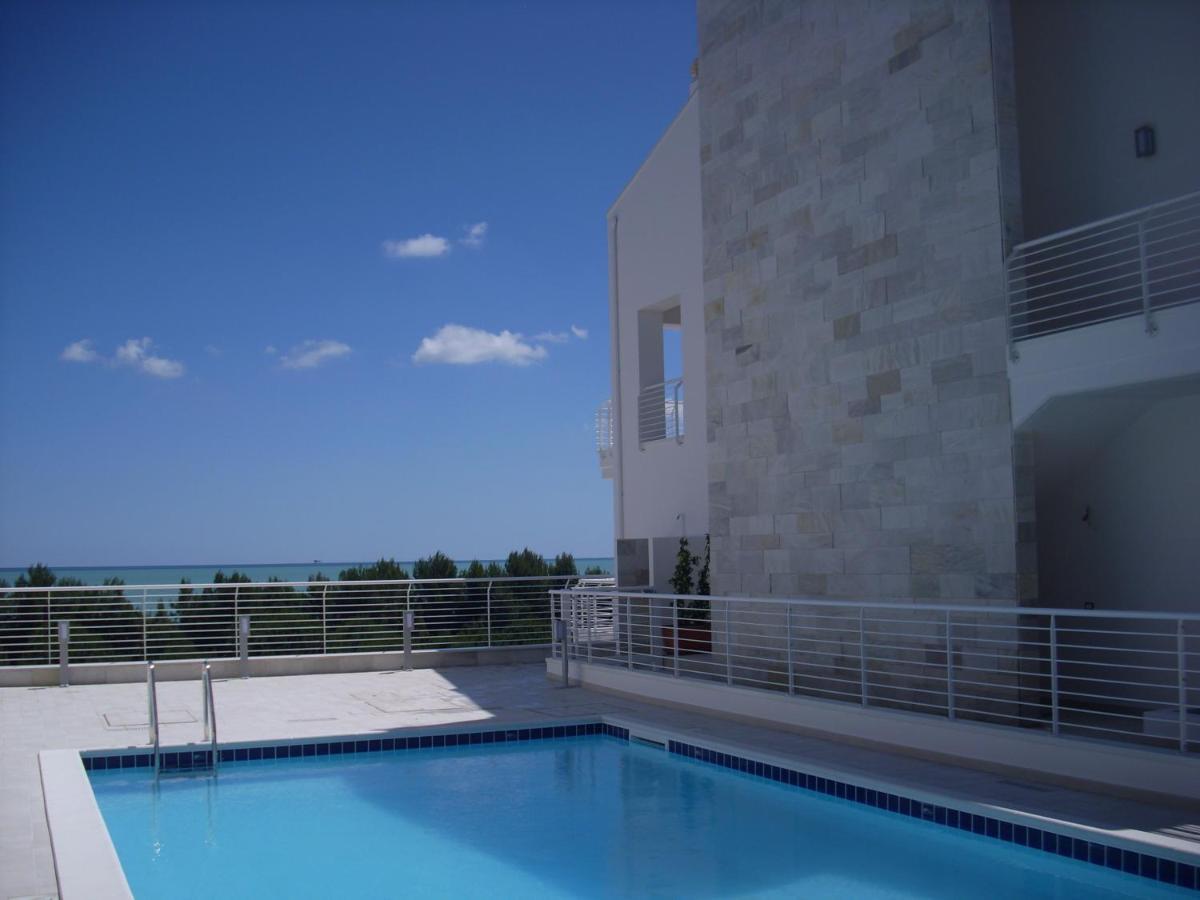 Cerrano Park Resort Пинето Номер фото